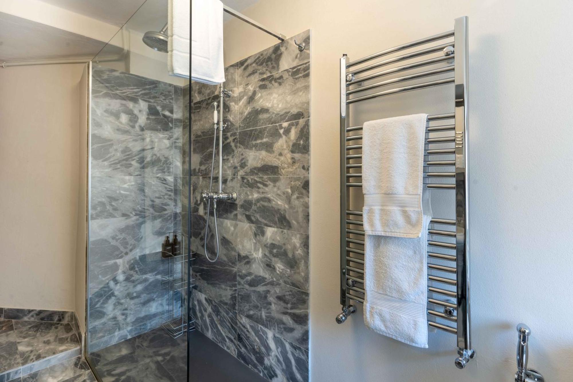 Luxury Apartment Angelio Барґа Екстер'єр фото